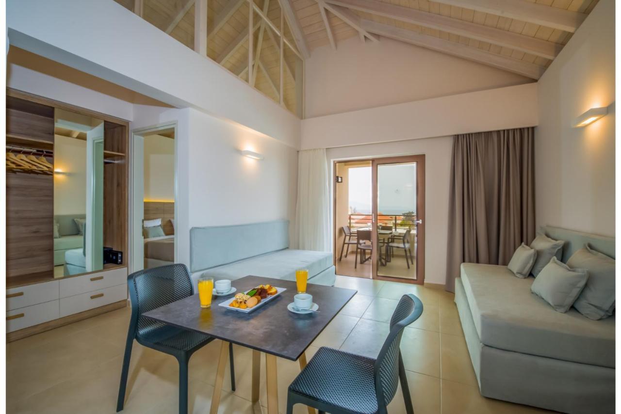 Stefan Village Hotel Agia Marina エクステリア 写真