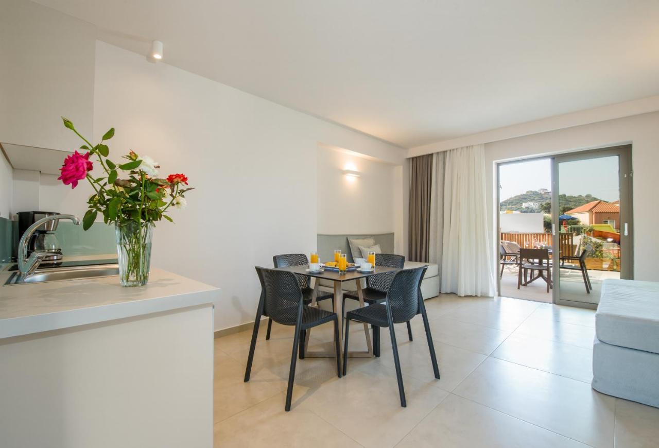 Stefan Village Hotel Agia Marina エクステリア 写真