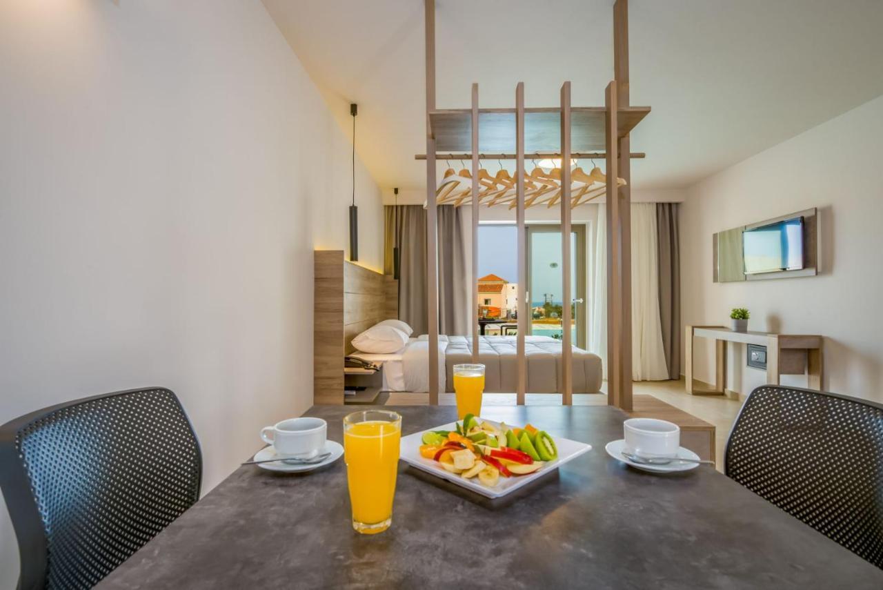 Stefan Village Hotel Agia Marina エクステリア 写真