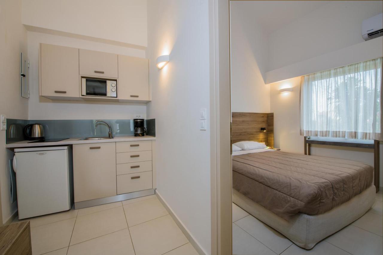 Stefan Village Hotel Agia Marina エクステリア 写真
