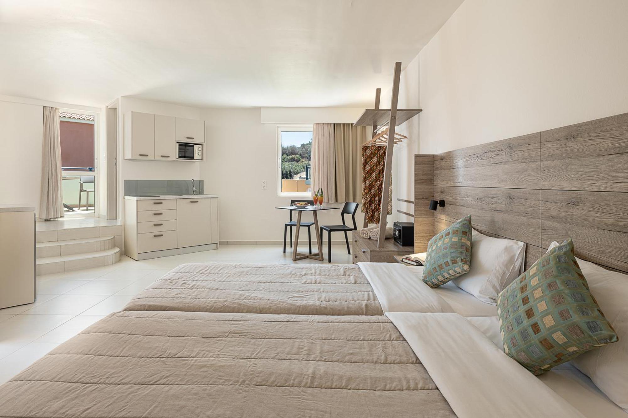 Stefan Village Hotel Agia Marina エクステリア 写真