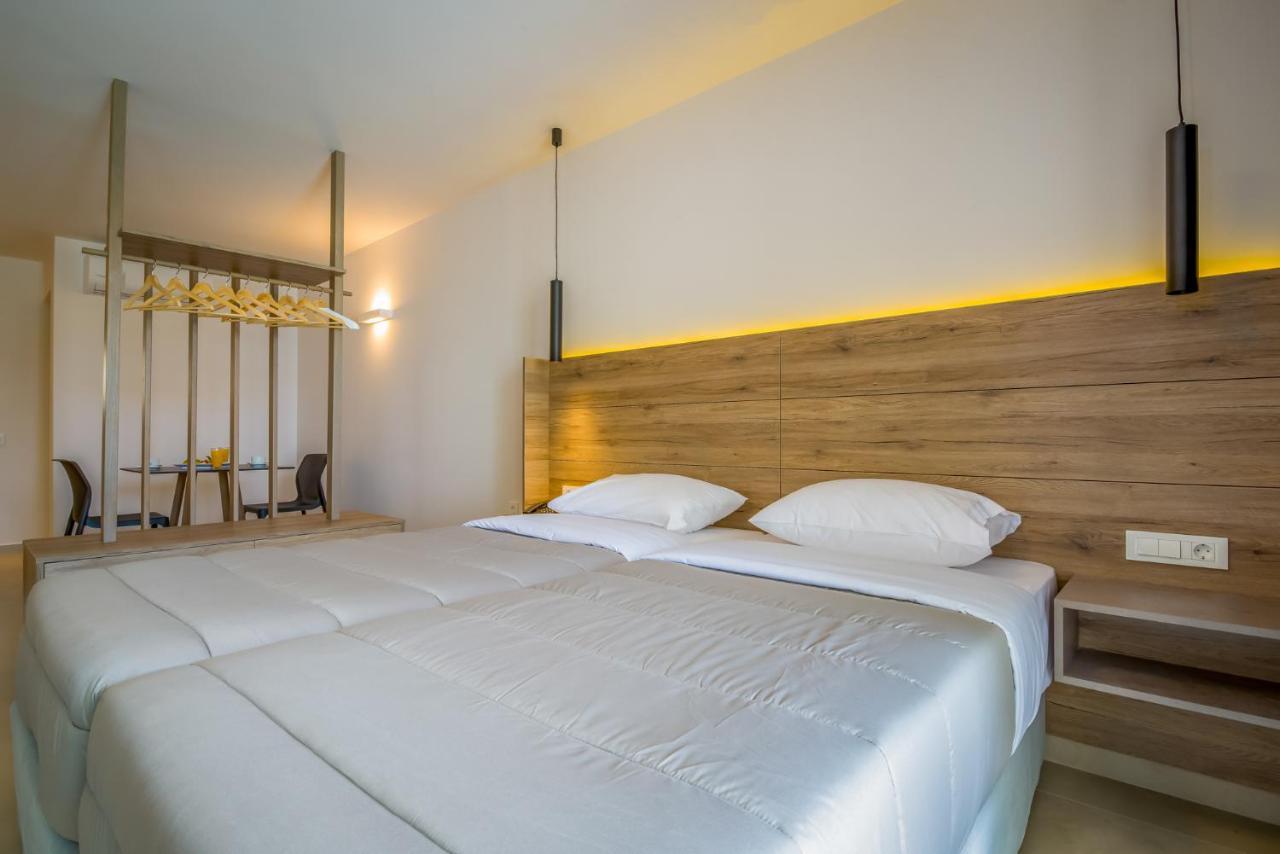 Stefan Village Hotel Agia Marina エクステリア 写真