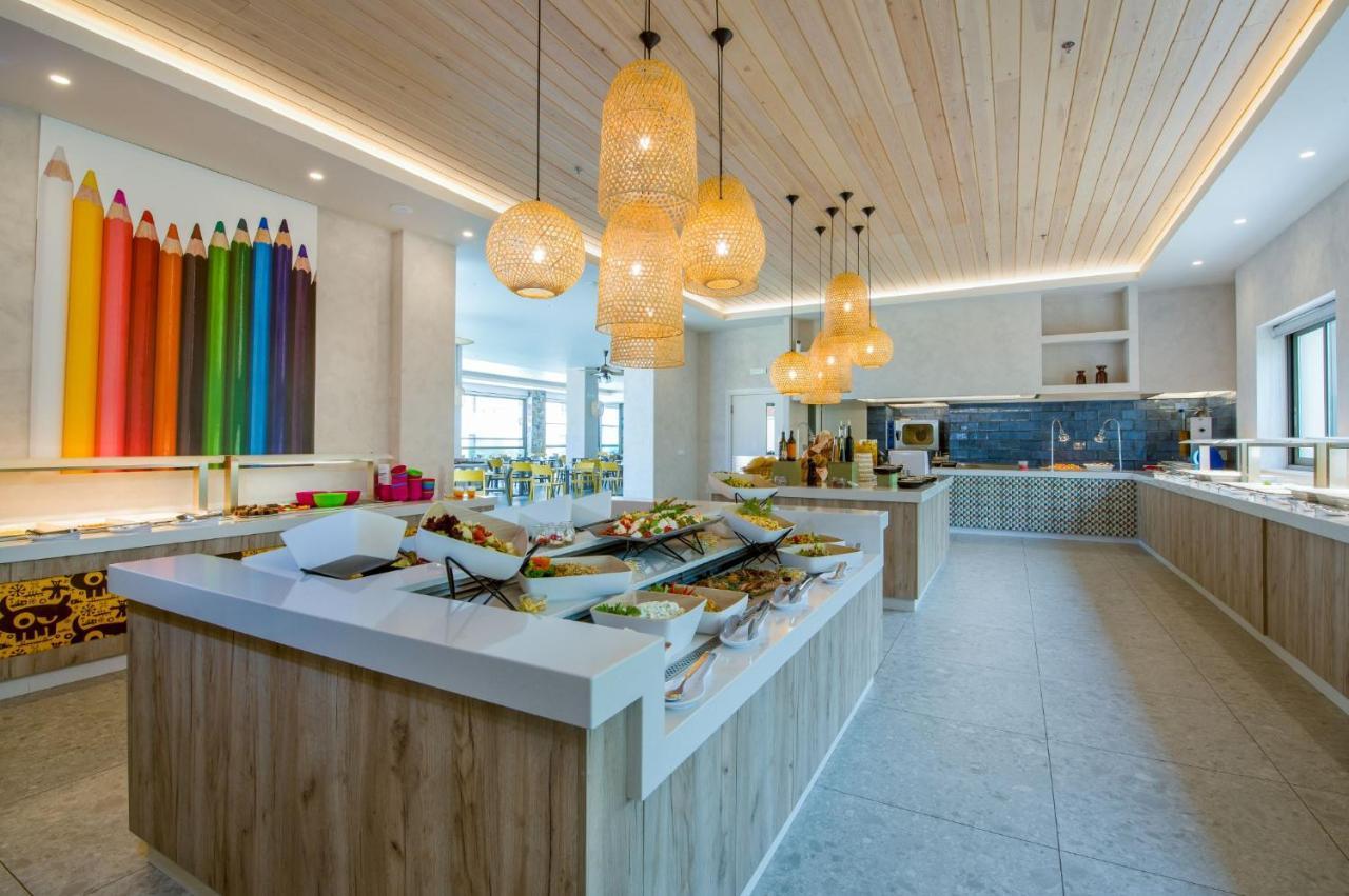 Stefan Village Hotel Agia Marina エクステリア 写真