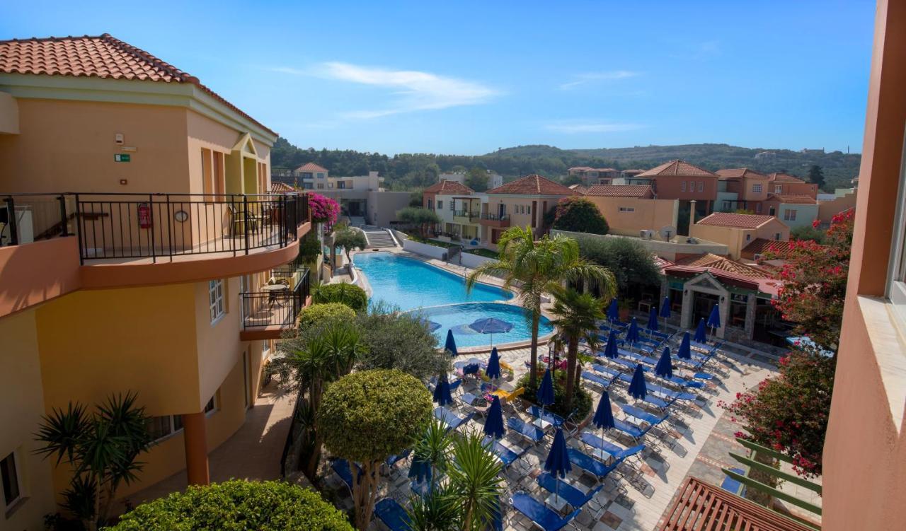 Stefan Village Hotel Agia Marina エクステリア 写真